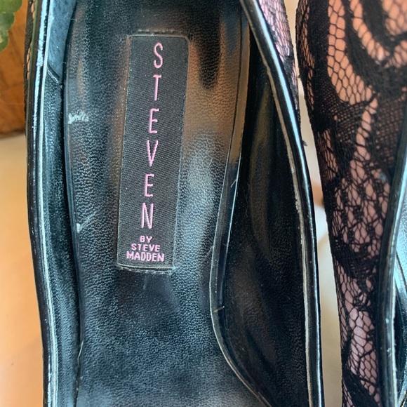 STEVE MADDENS Heels - Picture 3 of 8